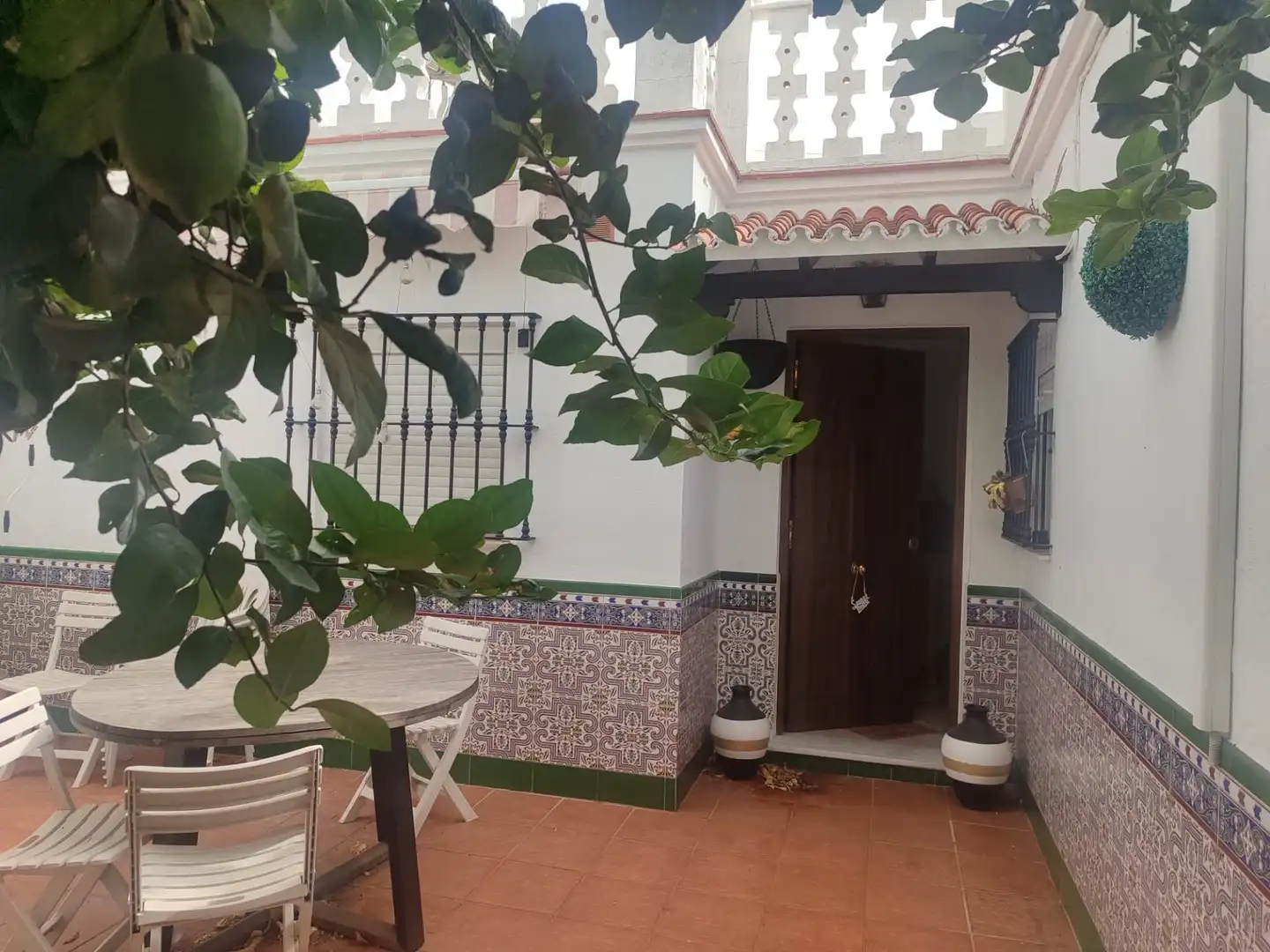 Jardí de Casa adosada en venda en Algeciras amb Aire condicionat i Traster