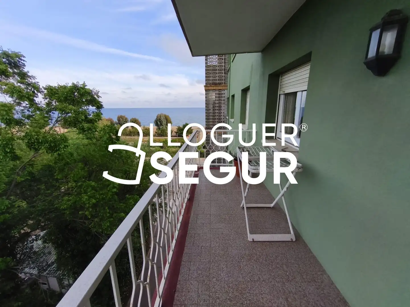 Terraza de Piso de alquiler en Pineda de Mar con Terraza y Amueblado