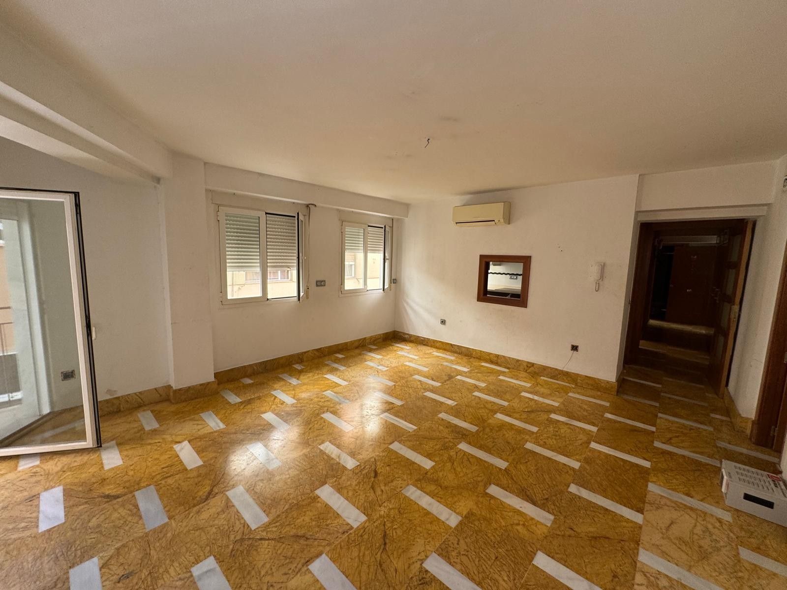 Flat for sale in  Almería Capital