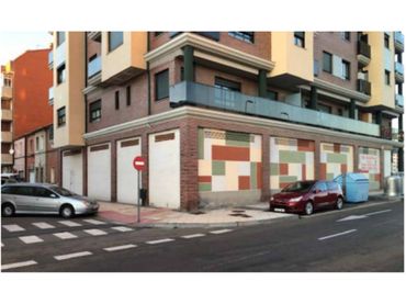 Local comercial en venda a Avenida José Aguado