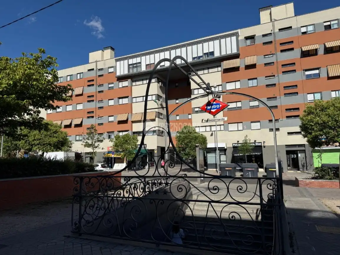 Exterior view of Flat for sale in Madrid  with Air Conditioner, Heating and Terrace