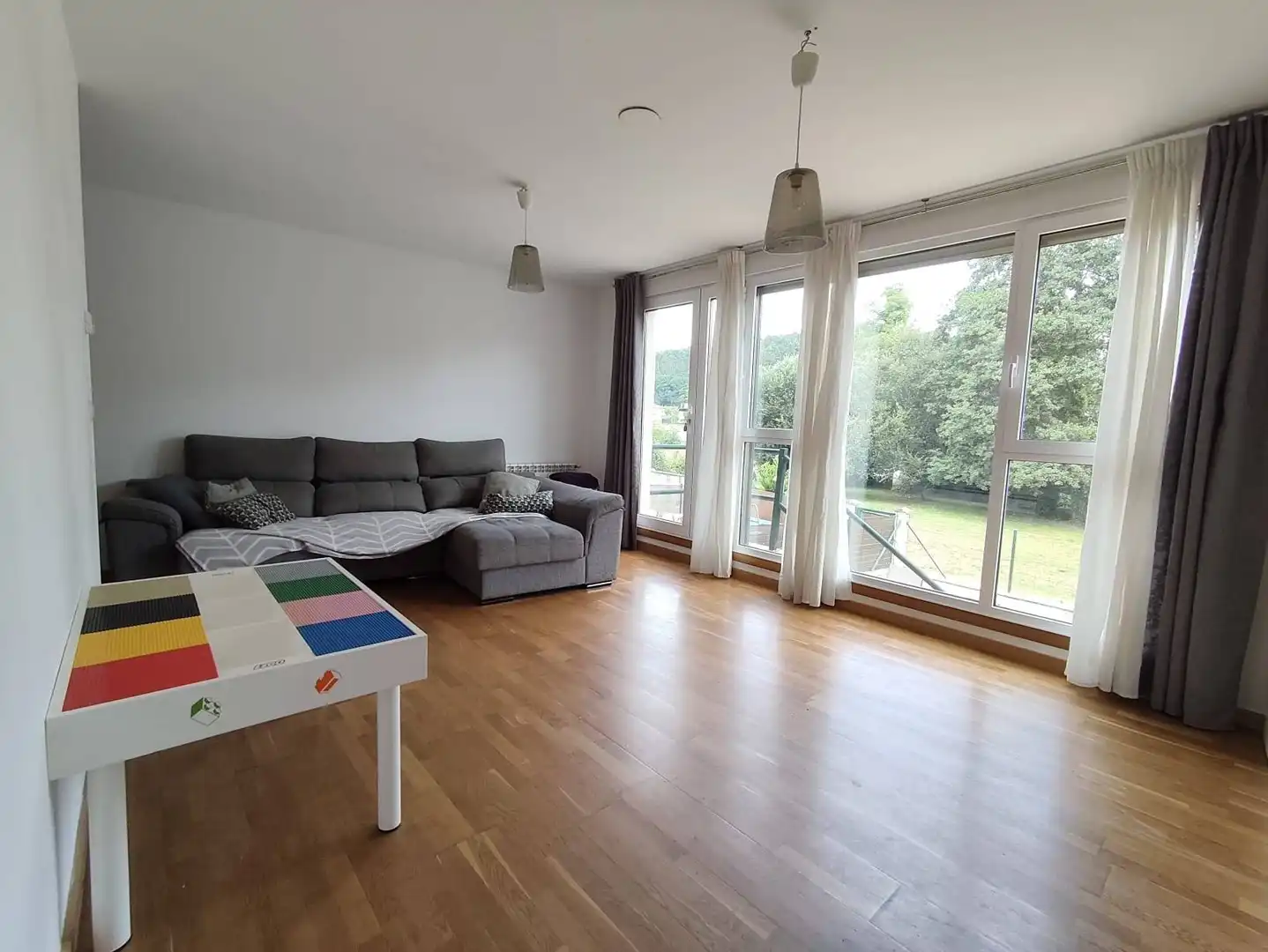 Sala de estar de Casa adosada en venta en Teo con Calefacción, Jardín privado y Terraza