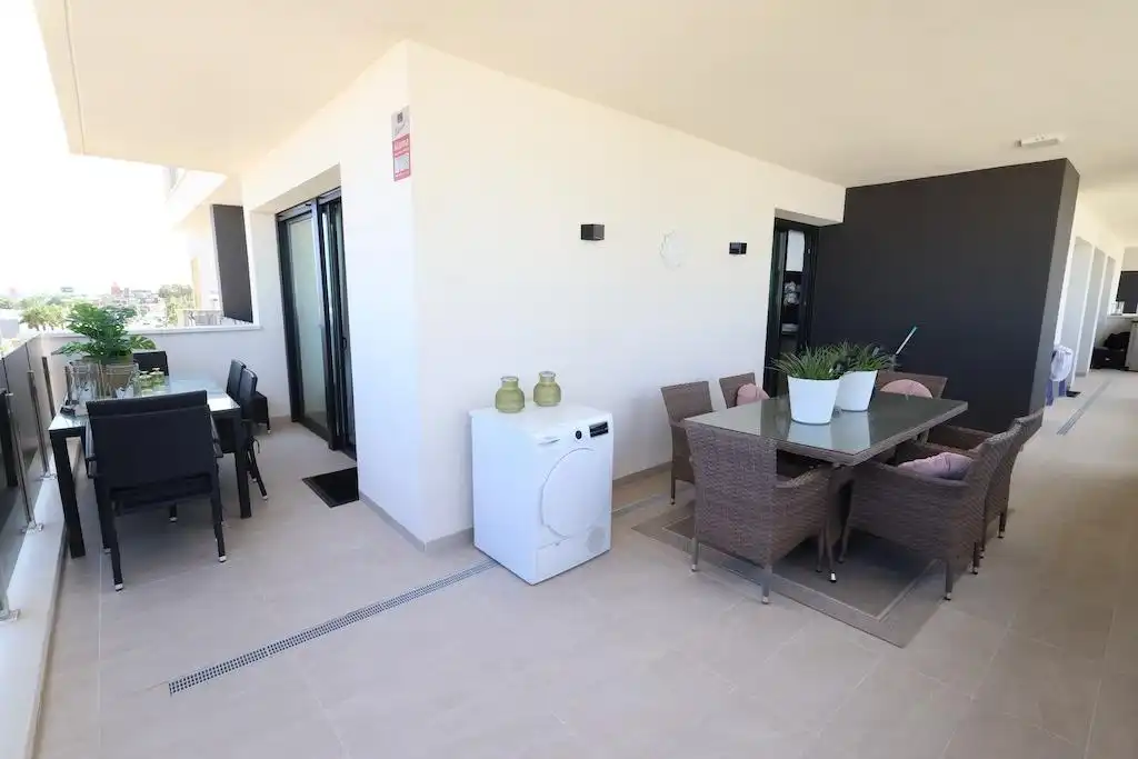 Terrassa de Apartament en venda en Orihuela amb Aire condicionat, Traster i Piscina