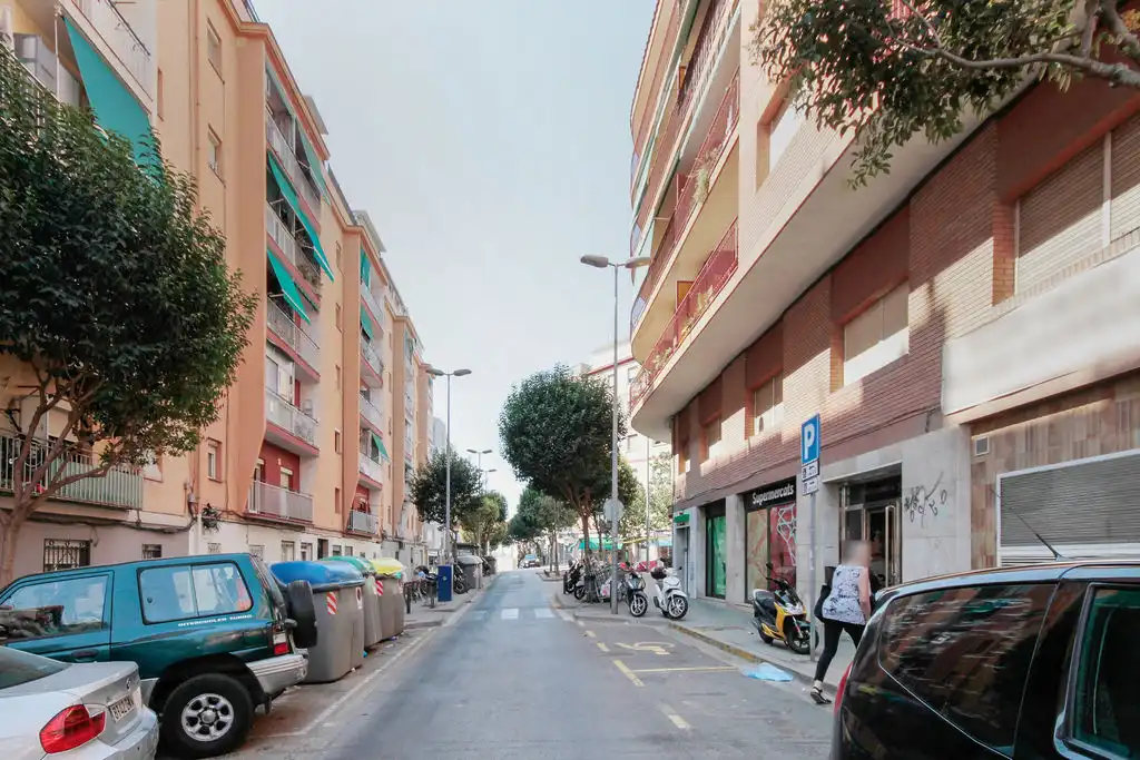 Vista exterior de Pis en venda en Badalona