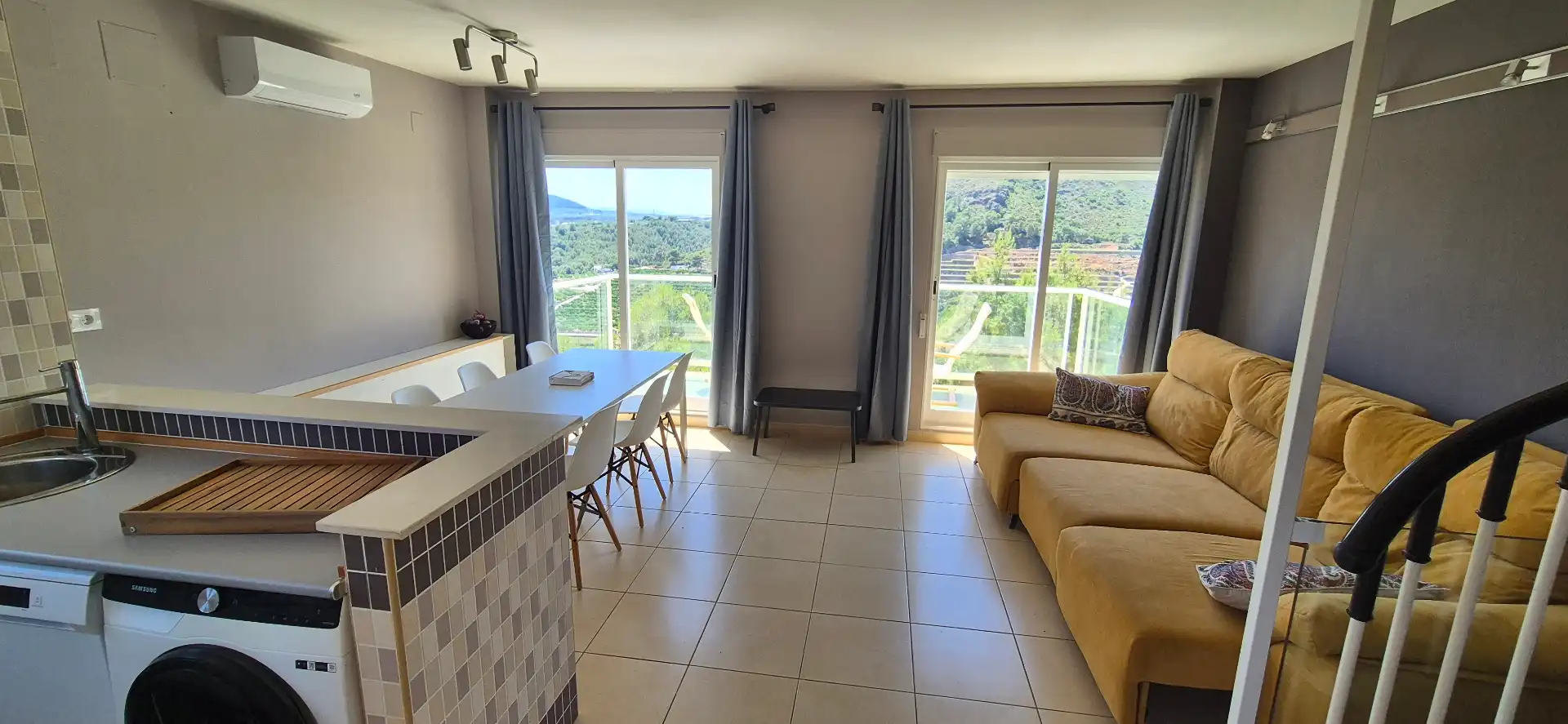 Living room of Houses for sale in Almiserà  with Air Conditioner, Heating and Private garden