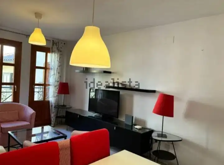 Flat with lift to rent in Plaza de la Universidad, imagen 2