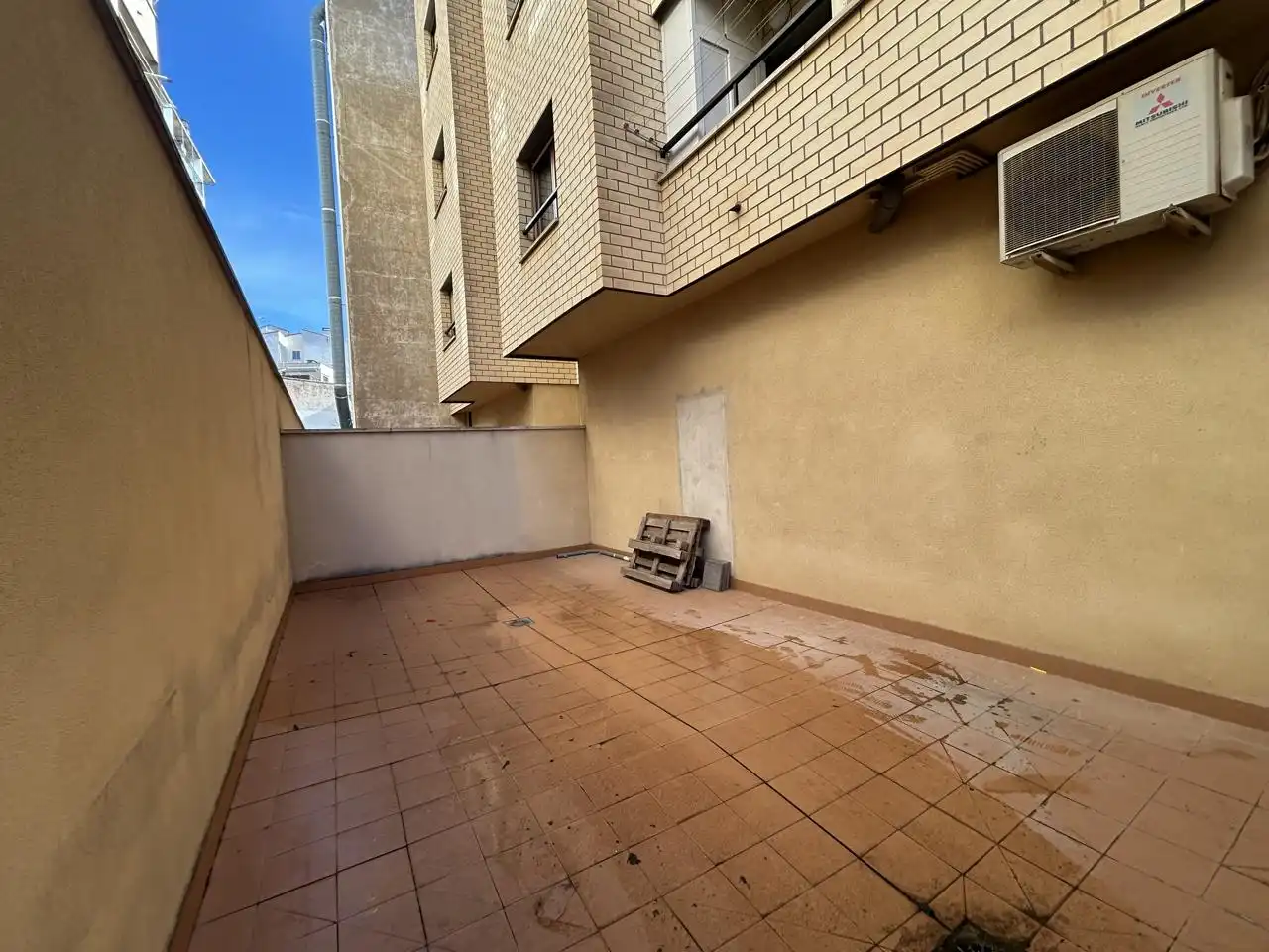 Terrassa de Local en venda en Tudela amb Aire condicionat