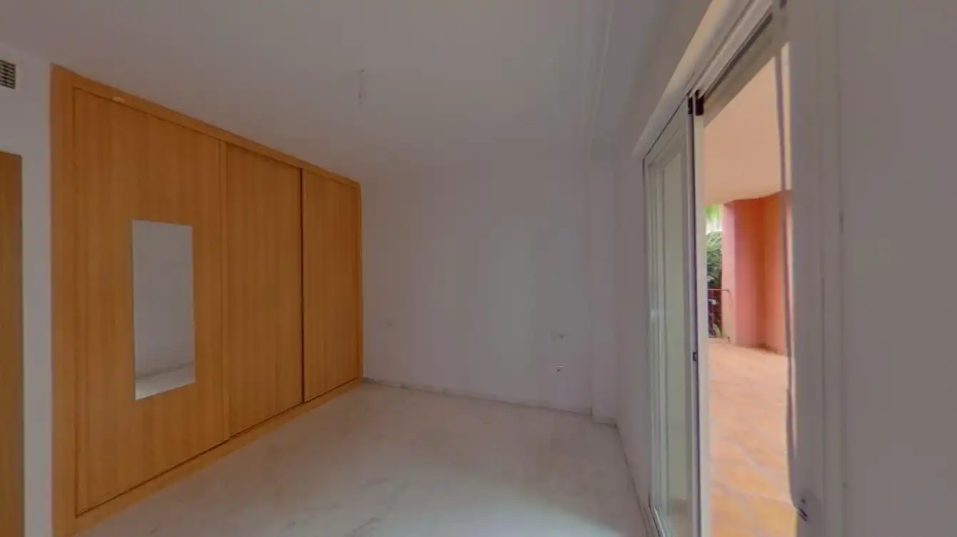 Apartament amb piscina en venda a Torrequebrada, imagen 17