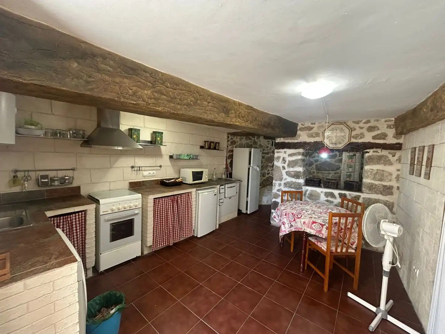 Kitchen of Houses for sale in Villamiel  with Storage room and Furnished