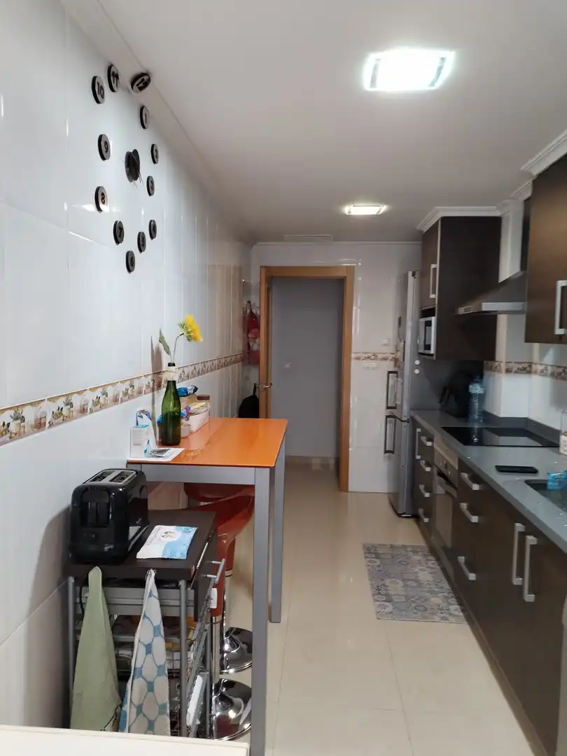 Küche von Wohnung zum Verkauf in Sueca mit Klimaanlage und Abstellraum