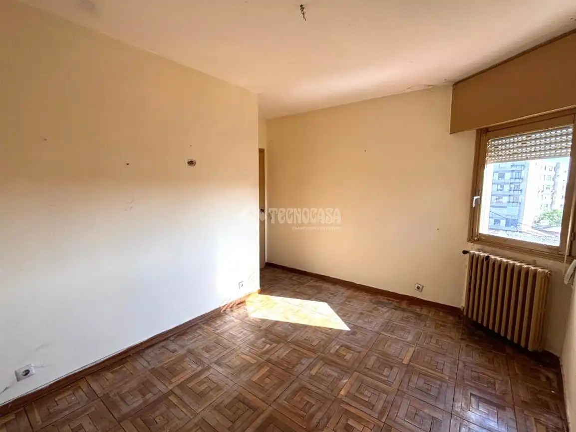 Bedroom of Flat for sale in Medina del Campo  with Terrace and Balcony
