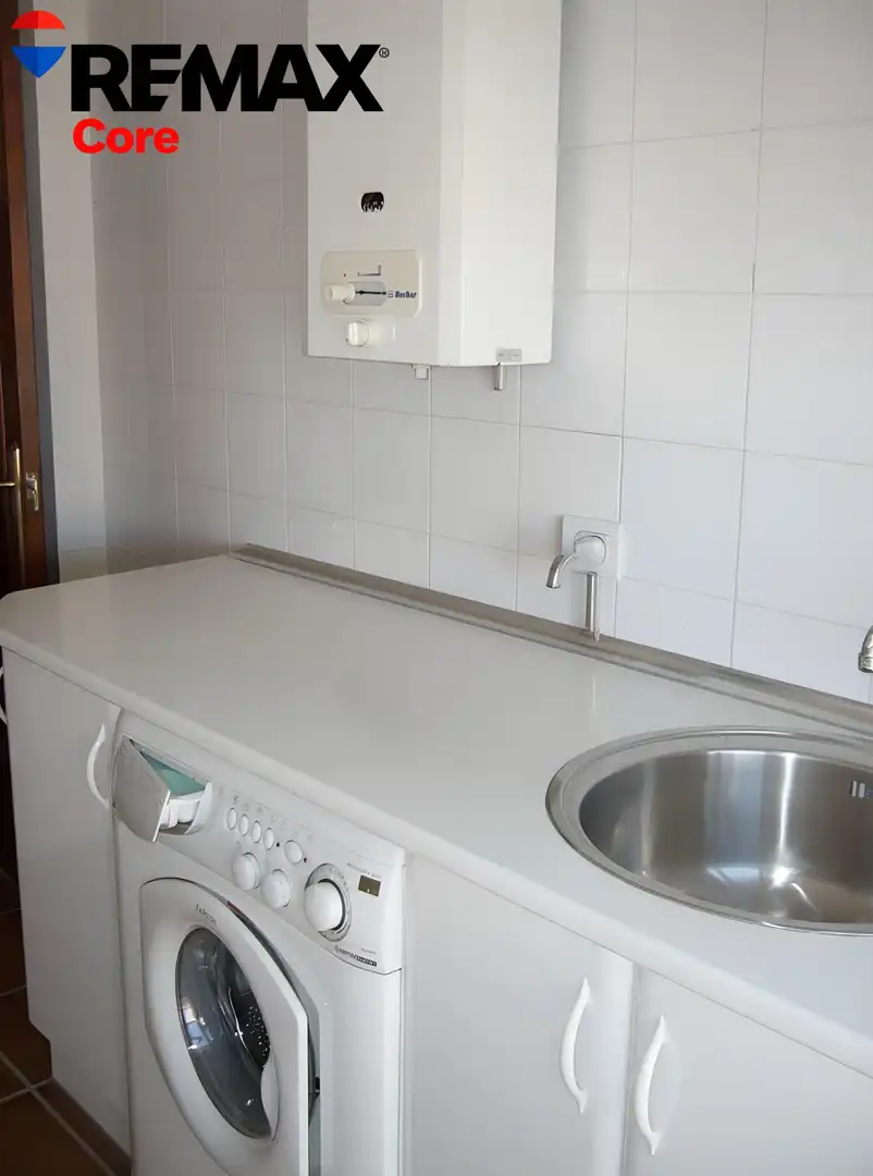 Cuina de Casa o xalet en venda en Orellana la Vieja amb Aire condicionat, Terrassa i Balcó