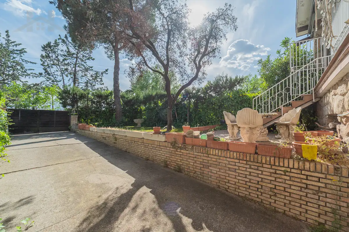 Jardín de Casa adosada en venta en Las Rozas de Madrid