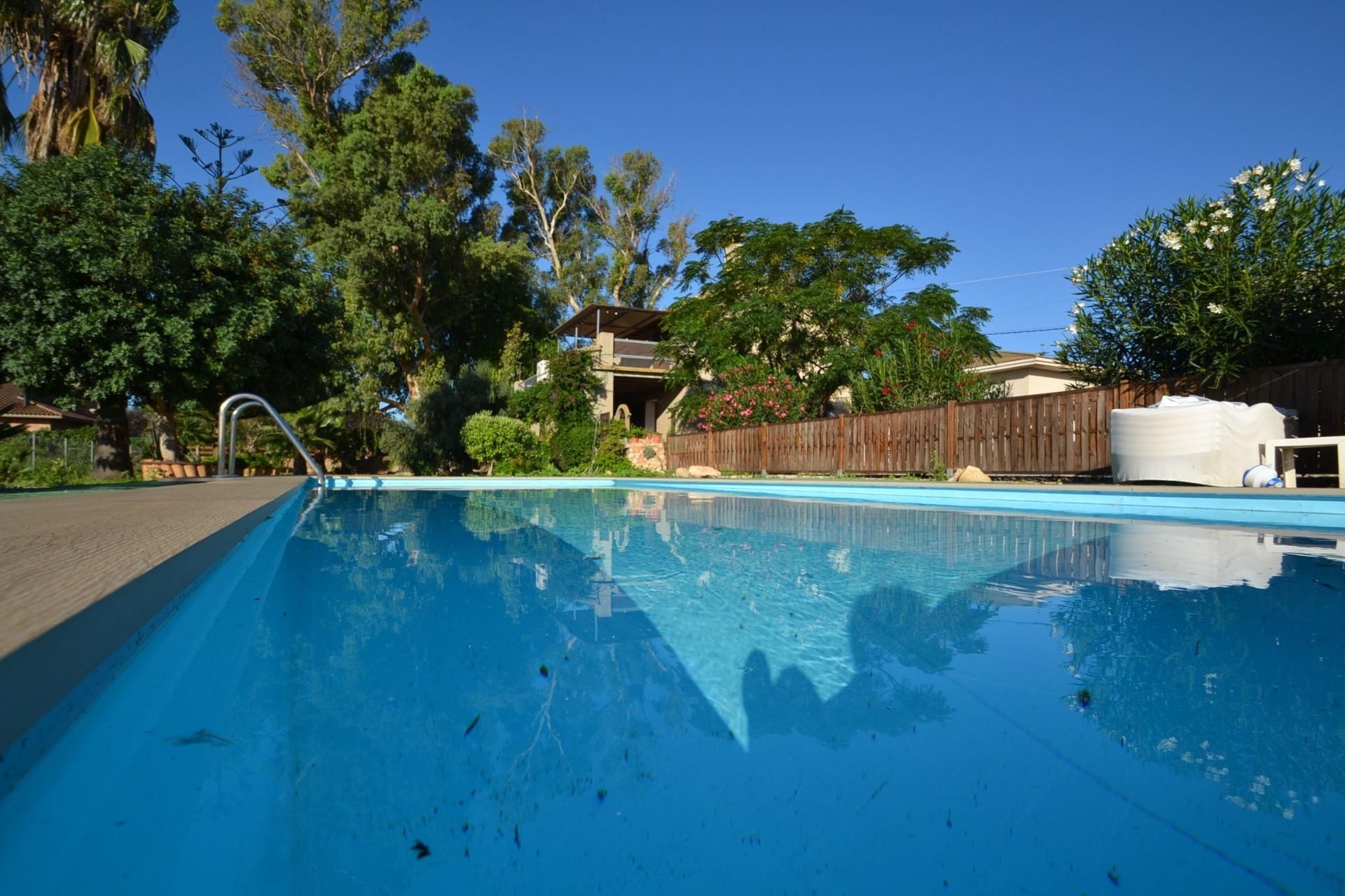 Piscina de Casa o chalet en venta en Deltebre con Aire acondicionado, Jardín privado y Terraza