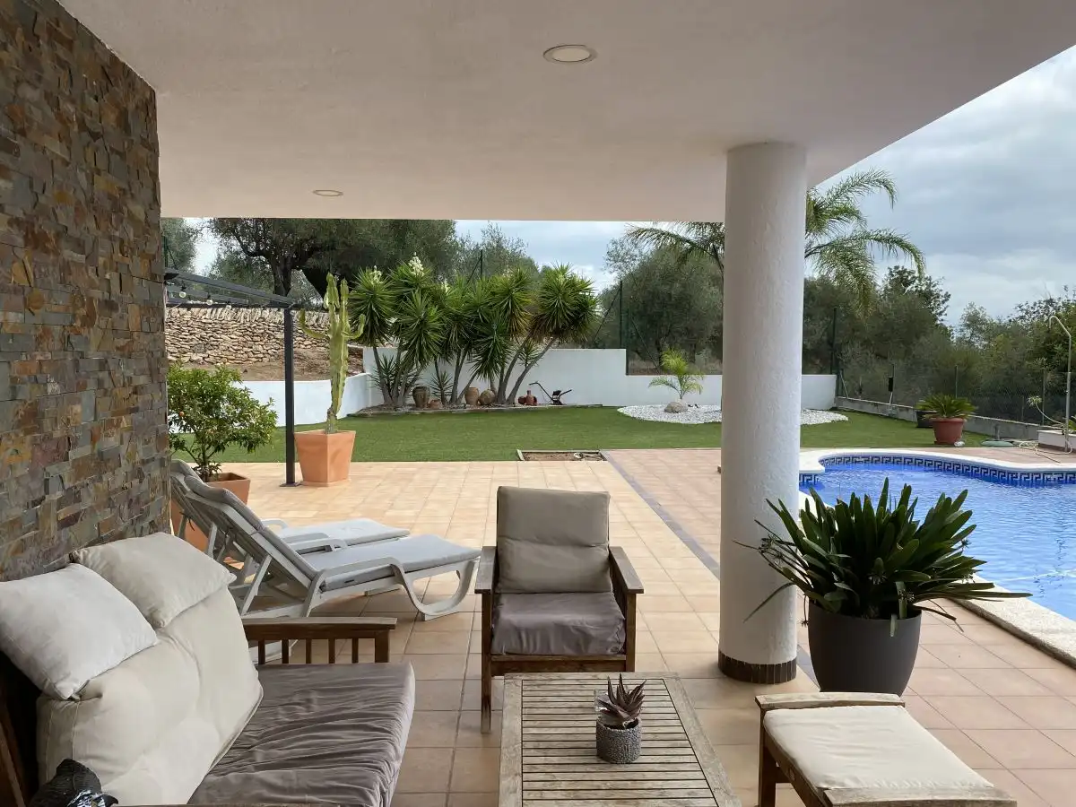Houses for sale in Margallo, Grau - Quintanes