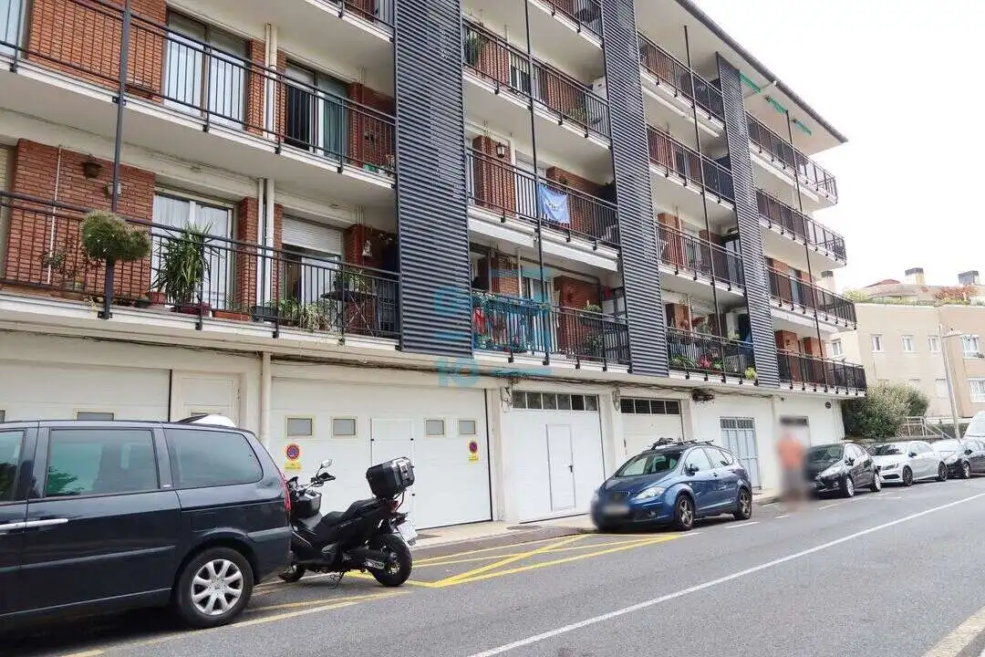 Vista exterior de Local en venda en Donostia - San Sebastián 