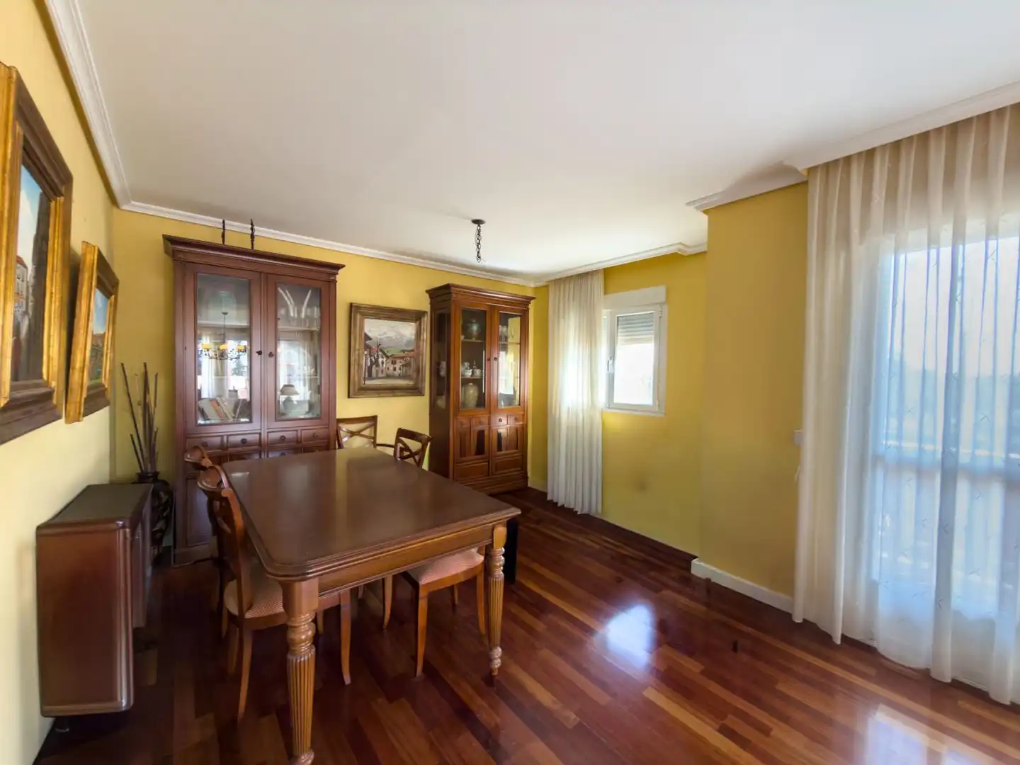 Comedor de Casa o chalet en venta en Torrelodones con Aire acondicionado, Calefacción y Trastero