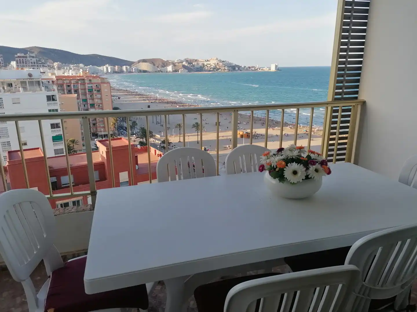 Appartement compact avec terrasse à louer à Avinguda Alacant 13, imagen 3