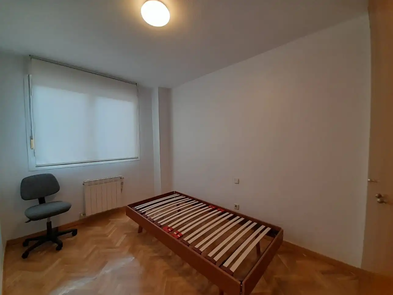 Schlafzimmer von Wohnung zum Verkauf in Villaverde