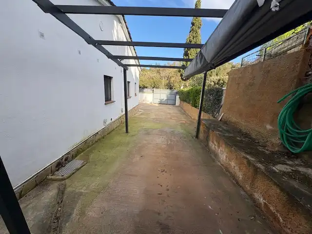 Casa amb piscina en venda a Carrer Comajuliana, imagen 24