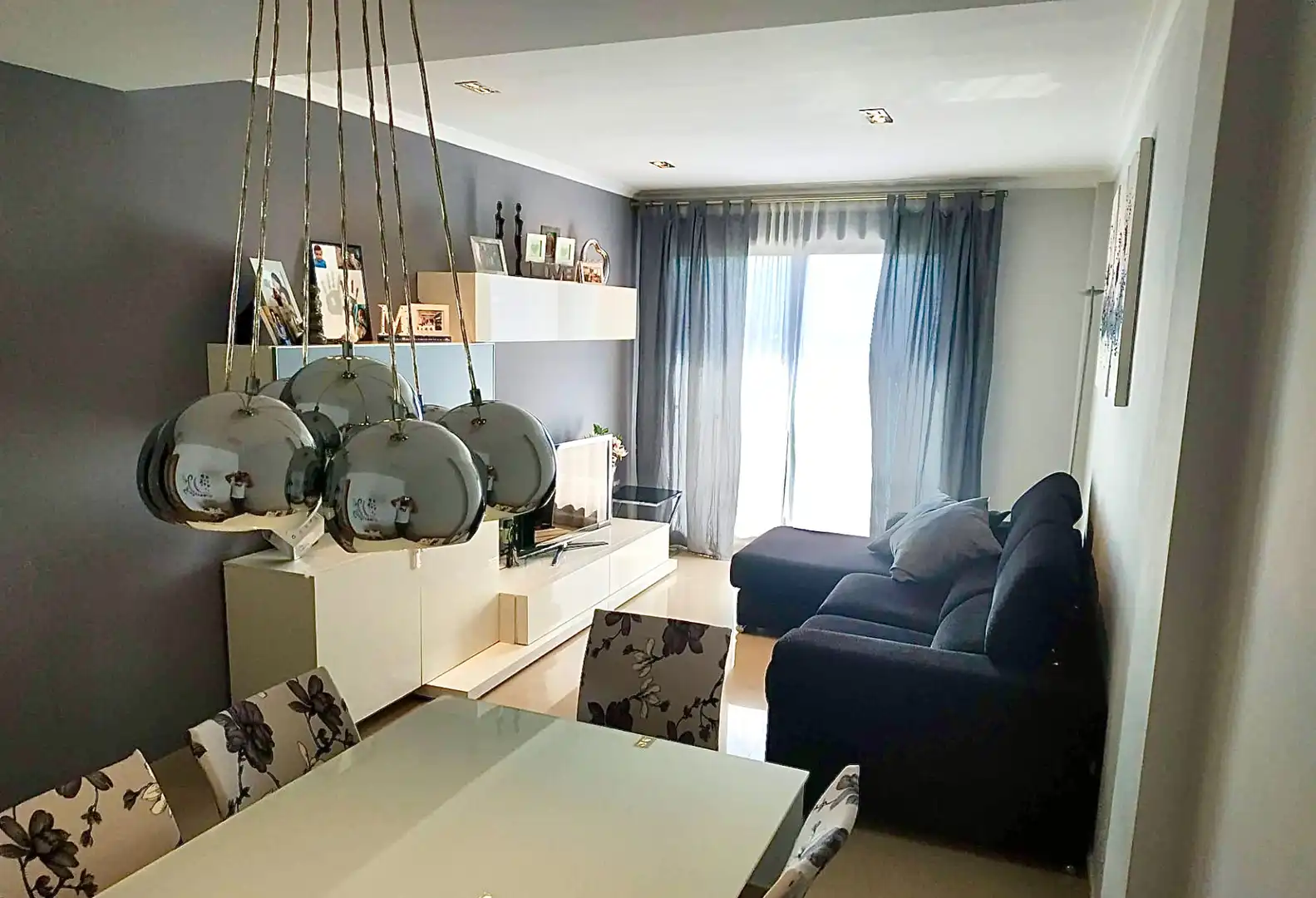 Wohnzimmer von Wohnung zum Verkauf in Sueca mit Klimaanlage, Abstellraum und Balkon