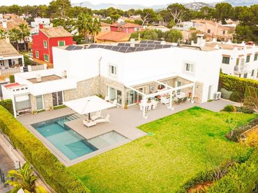 Villa con piscina in vendita a El Toro