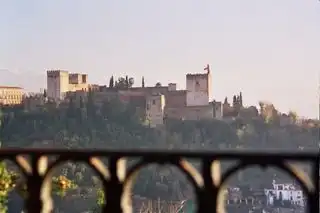 Vista exterior de Piso de alquiler en Granada con Aire acondicionado, Calefacción y Terraza