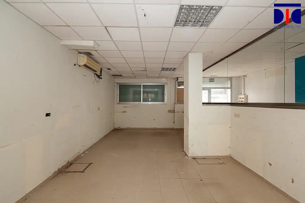 Local comercial en venta en Los Remedios, imagen 4