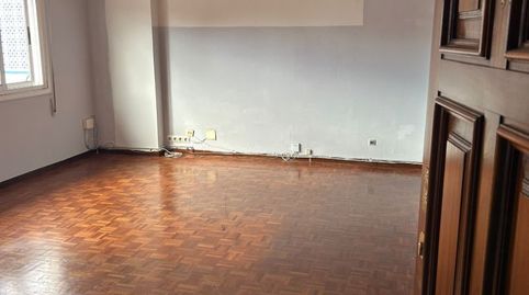 Foto 2 de Piso en venta en Calle Nueva Travesía Buenavista, 9, Los Castros - Castrillón, A Coruña Capital