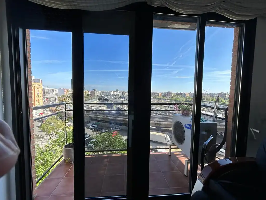 Terrasse von Wohnung zum Verkauf in Valencia mit Klimaanlage, Heizung und Parkett