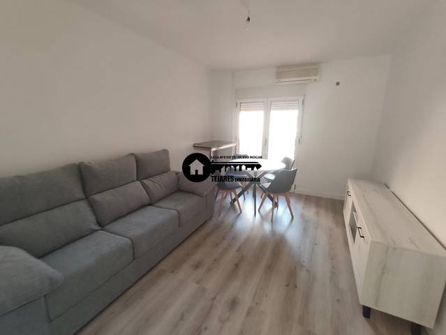 Piso en Alquiler en Ensanche - Franciscanos