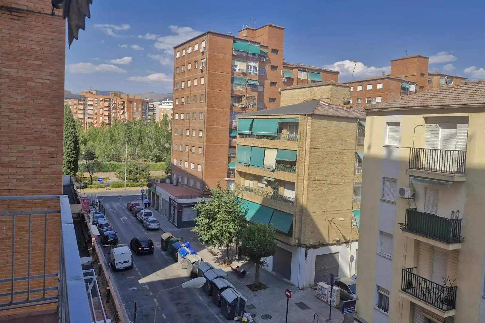 Exterior view of Flat for rent in Granada  with Furnished and Balcony