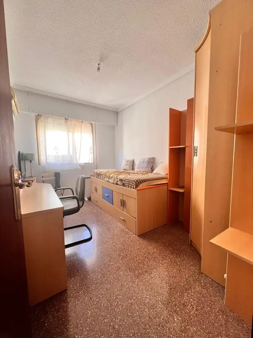 Bedroom of Flat for sale in Murcia  with Air Conditioner, Furnished and Balcony