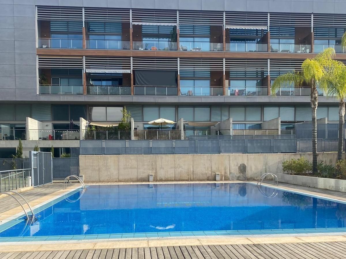 Duplex to rent in Calle de la Cruz Roja, Vara de Quart