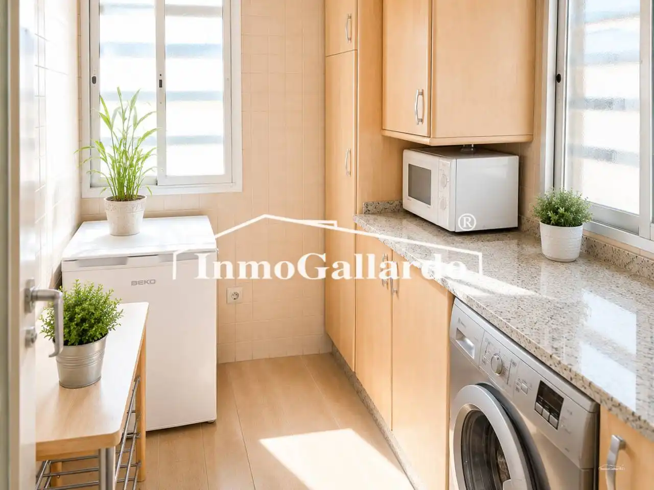 Cocina de Piso de alquiler en Málaga con Aire acondicionado, Terraza y Amueblado