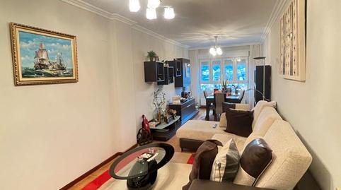 Foto 5 de Piso en venta en Gernika Lorategia, 13, Miribilla, Bilbao