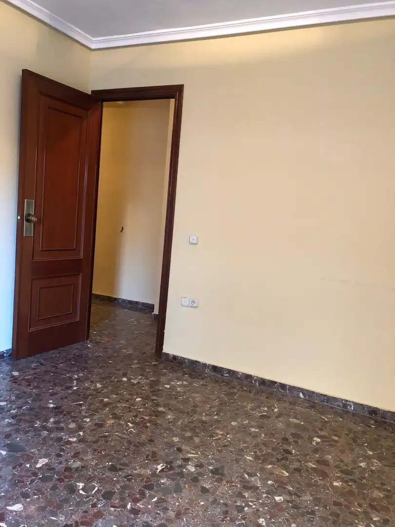 Dormitori de Pis en venda en Mogente / Moixent amb Aire condicionat, Calefacció i Traster