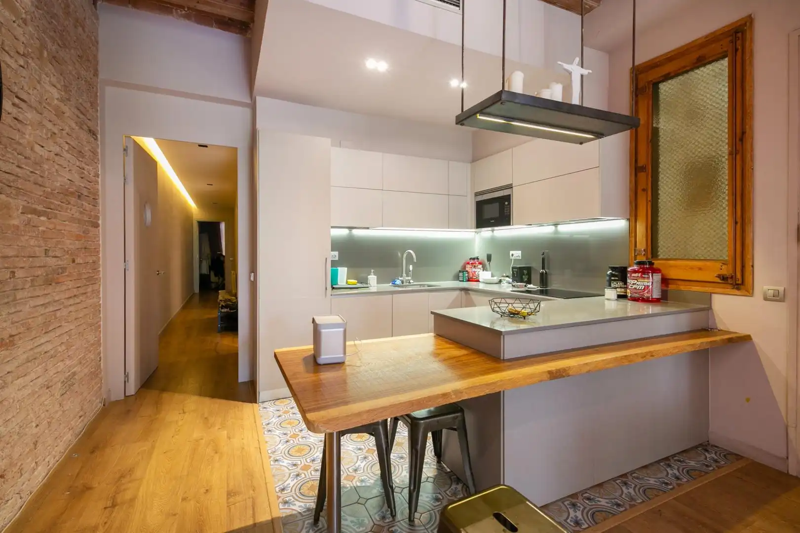 Cocina de Piso de alquiler en Barcelona con Calefacción, Parquet y Amueblado