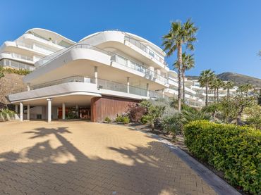 Apartamento con balcón en venta en La Capellanía - El Higuerón