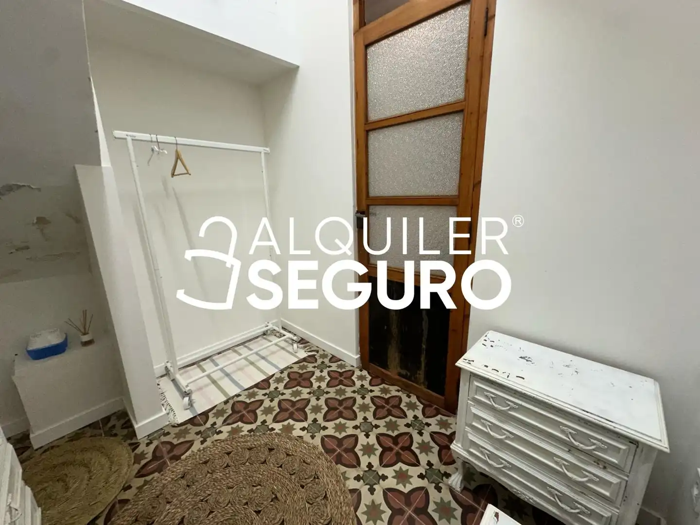 Piso de alquiler en Valencia con Aire acondicionado, Terraza y Amueblado
