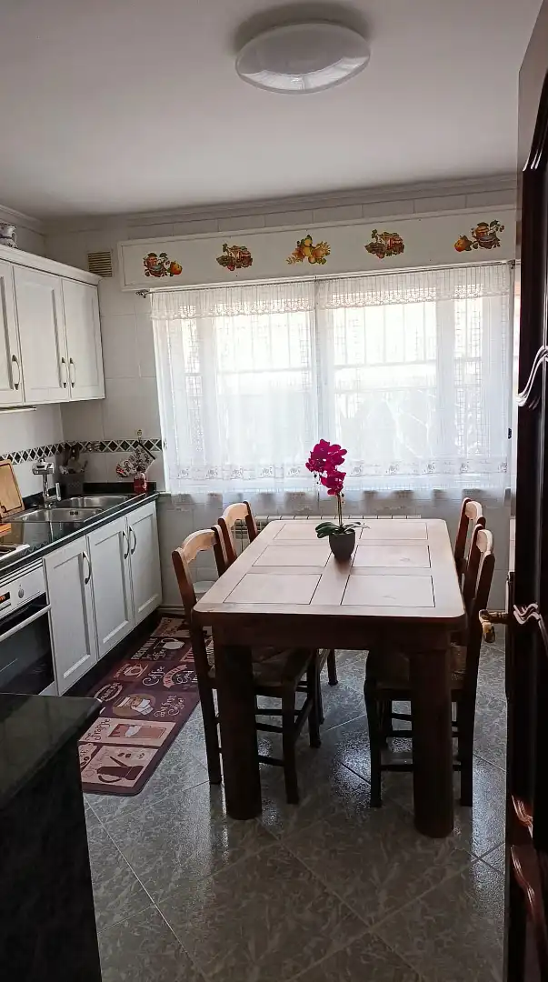 Comedor de Casa o chalet en venta en Santa Marta de Tormes con Calefacción, Jardín privado y Parquet