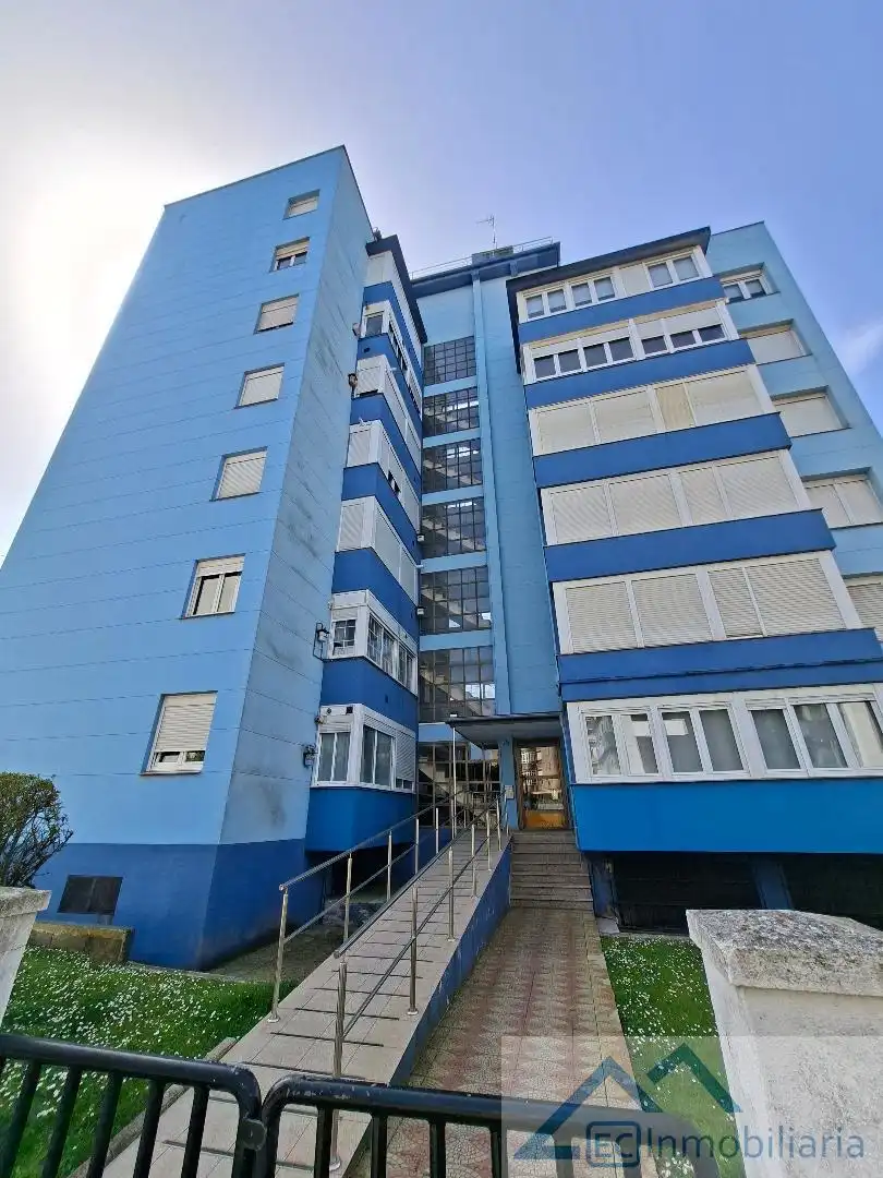 Vista exterior de Piso en venta en Santander con Calefacción