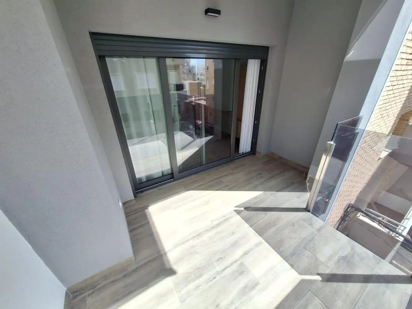 Terraza de Apartamento de alquiler en Torrevieja con Aire acondicionado, Calefacción y Amueblado