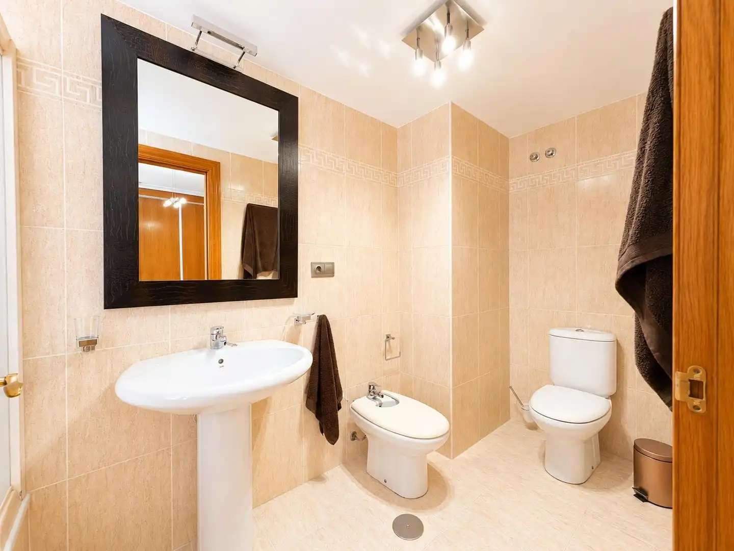 Baño de Ático de alquiler en Almería con Aire acondicionado, Terraza y Amueblado
