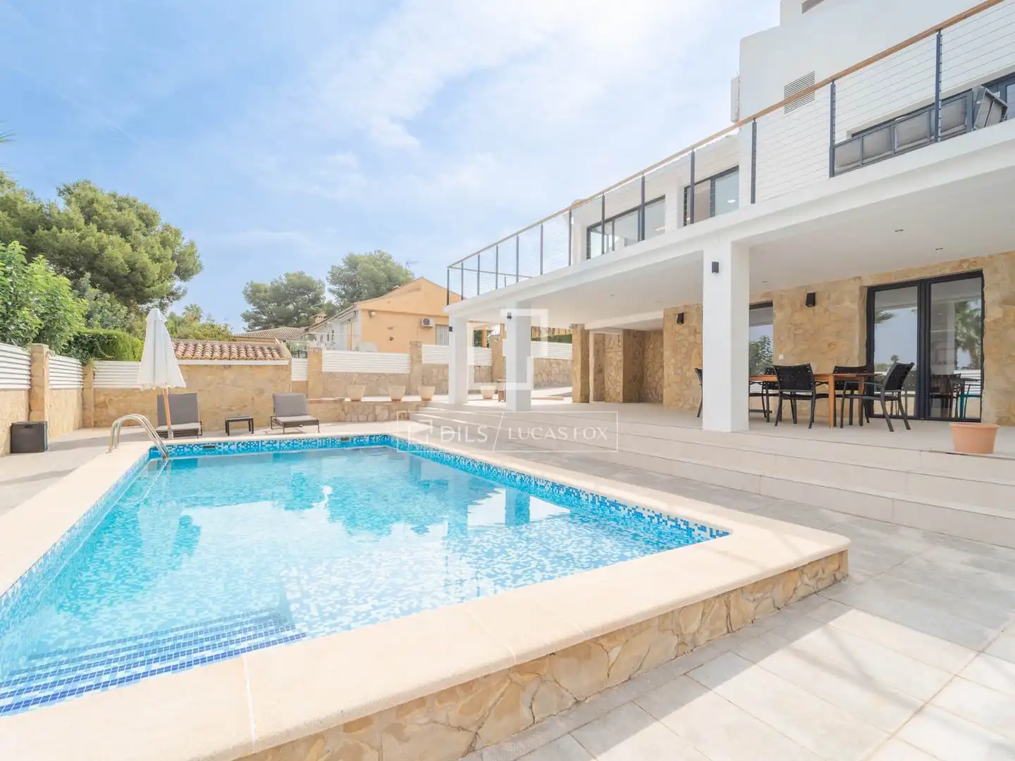 Piscina de Casa o chalet en venta en L'Eliana con Aire acondicionado, Calefacción y Jardín privado