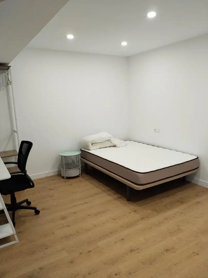 Schlafzimmer von Wohnung zur Miete in Moncada mit Klimaanlage, Terrasse und Möbliert