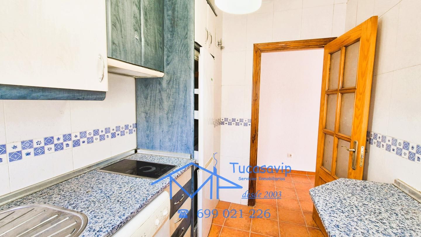 Kitchen of Flat for sale in San Martín de Valdeiglesias  with Storage room