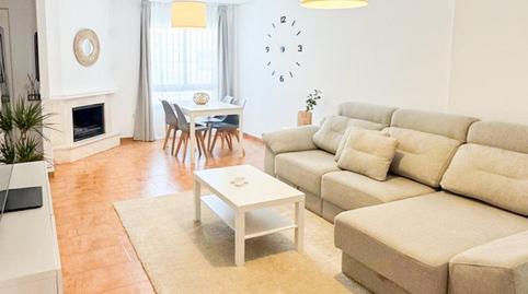 Foto 5 de Casa adosada en venta en Calle Mar  del Norte 46, 46, Jardines de Alhaurín - Huerta Alta - Fuensanguínea, Málaga