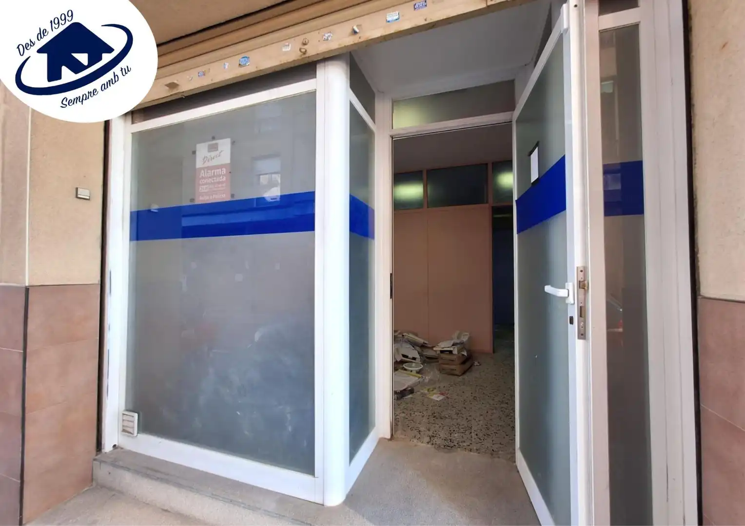 Business premises for sale in Poble, imagen 4