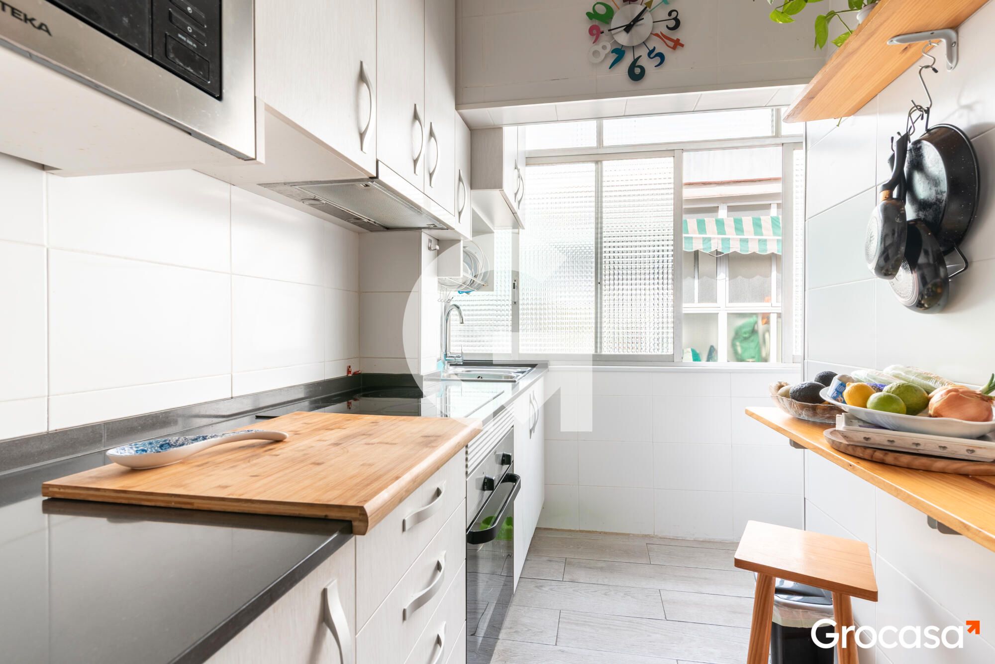 Kitchen of Flat for sale in Sant Joan Despí  with Air Conditioner and Balcony